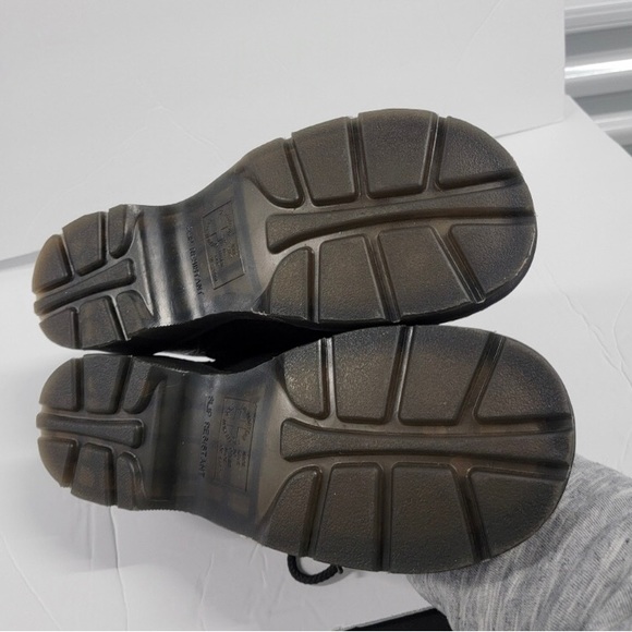 Dr. Martins Keani
Ladies size 9 - Picture 7 of 12